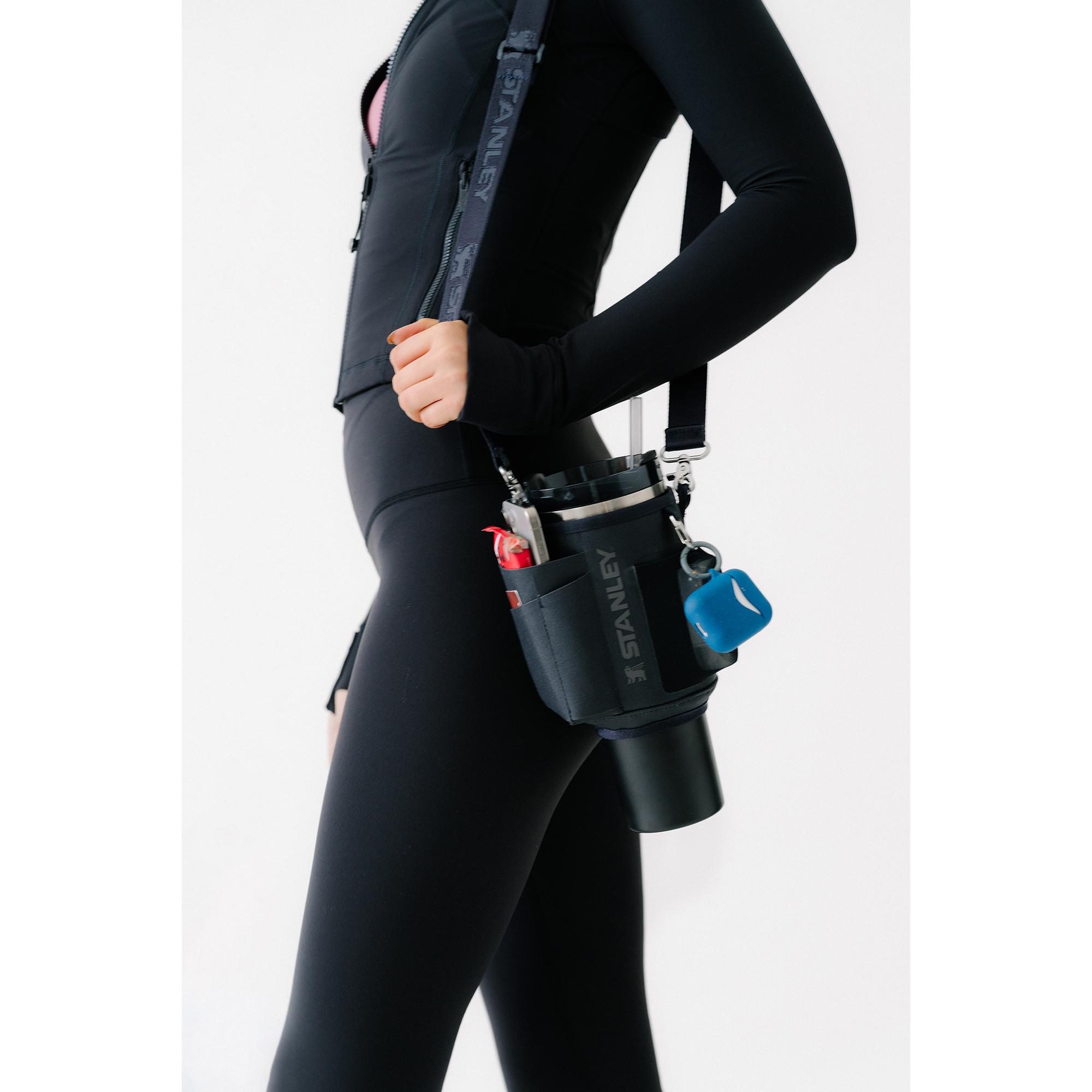 Stanley 1913 Tragetasche All-Day Quencher Carry-All 1.18l 