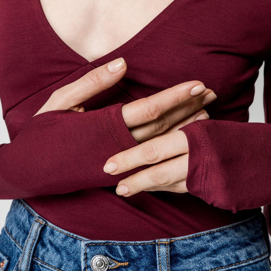 Gina Tricot Top Manches Longues Col V Coupe Slim  