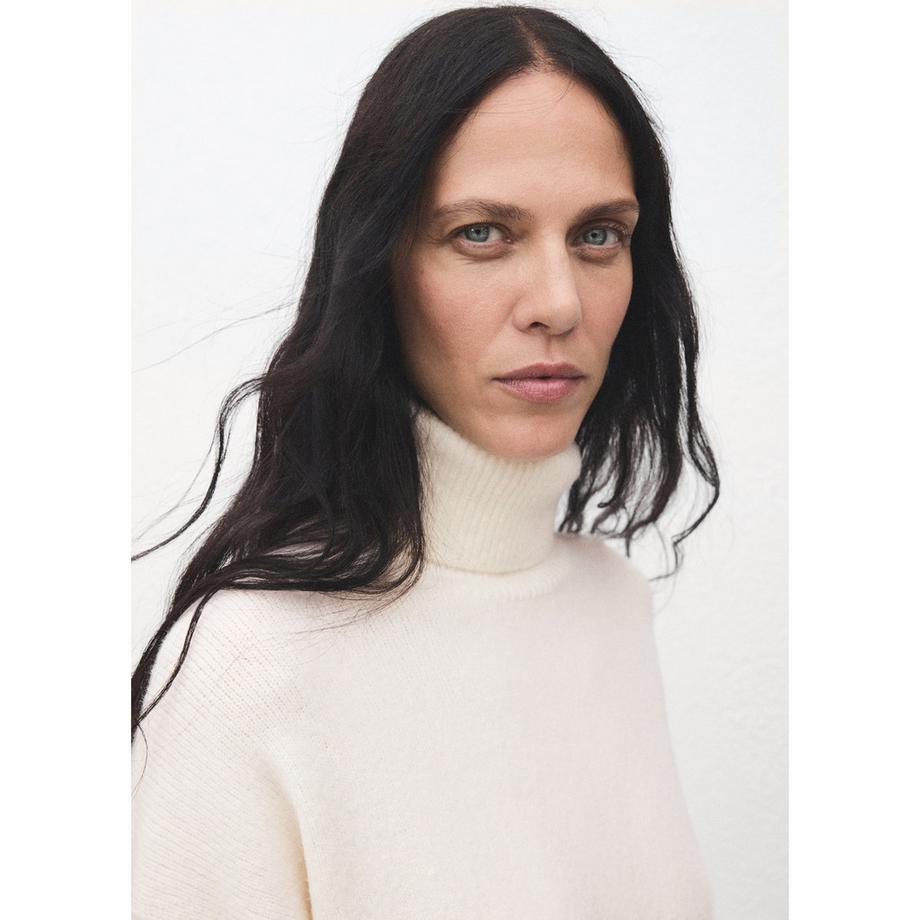 MANGO TALDOTE Robe en Maille Côtelée Col Roulé  