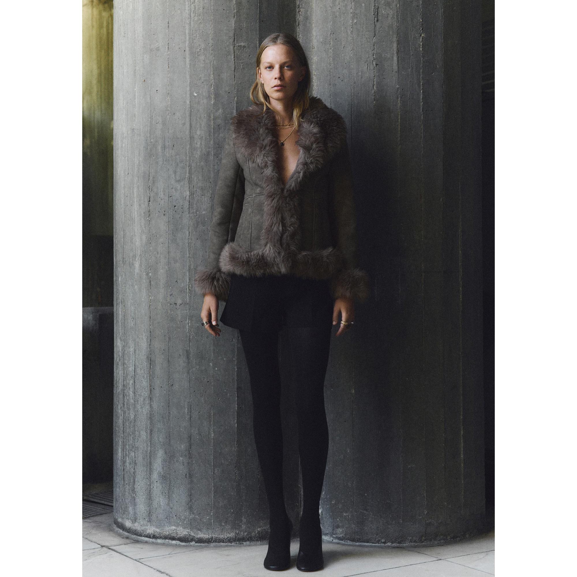 MANGO FURBY Wildleder-Effekt Jacke  