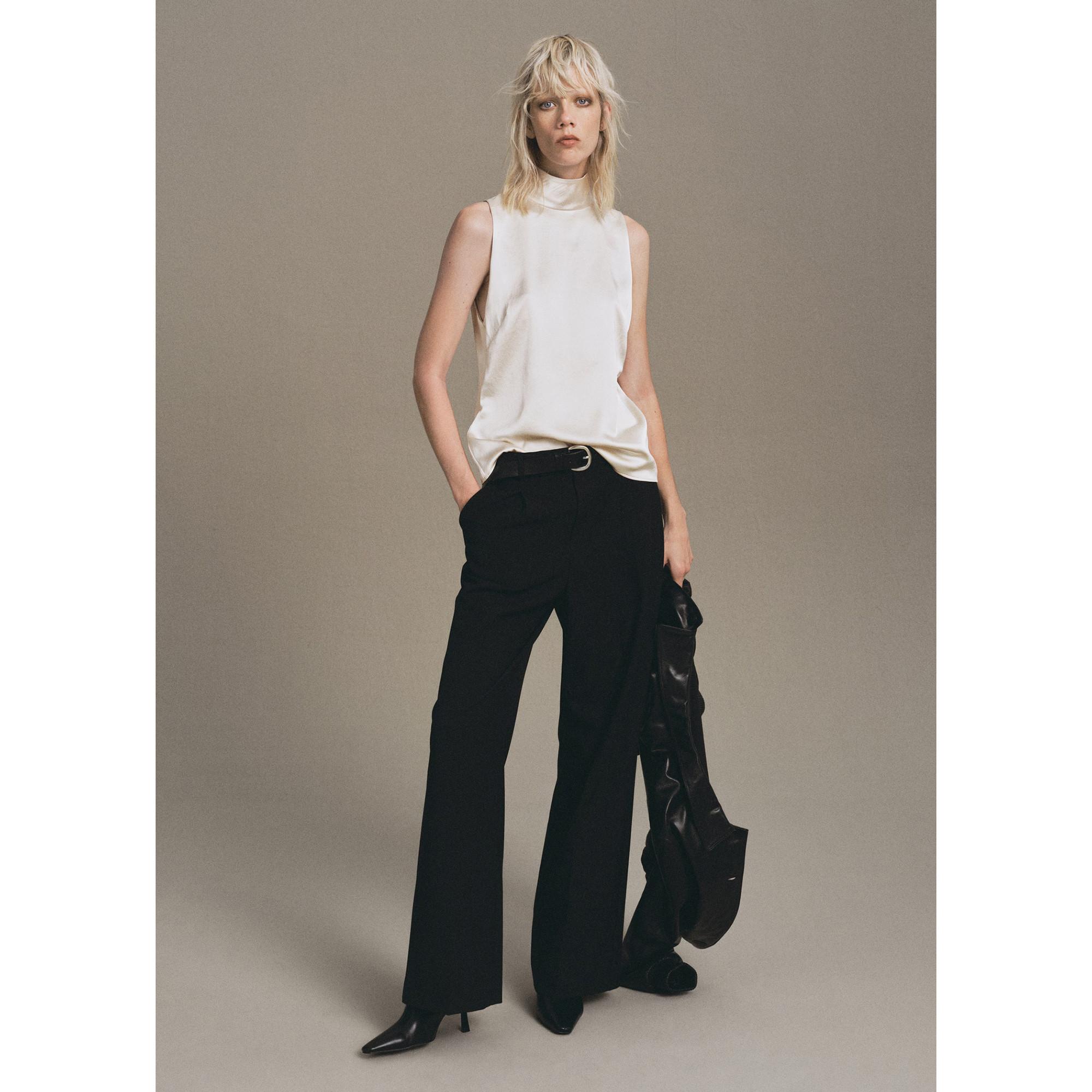 MANGO STONAK Chemisier Satin Col Roulé  