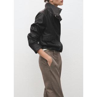 MANGO NEWARM Nadelstreifen Taillierte Cropped Hose  