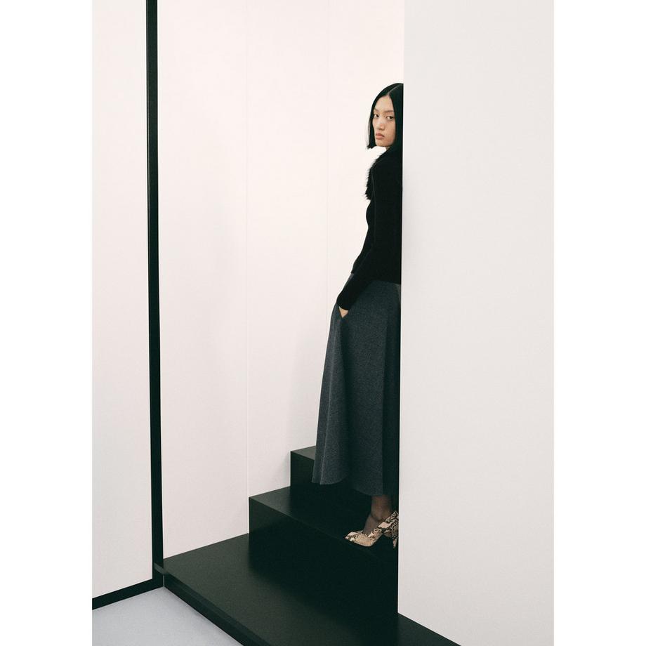 MANGO Maddie Cardigan mit Kunstfellkragen  