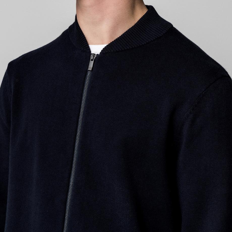 Manor Man Pullover  