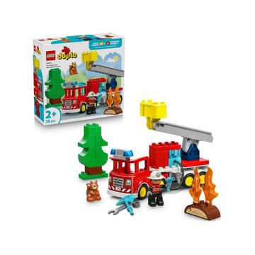 10473 Löschauto mit Schlauch und Feuerwehrmann