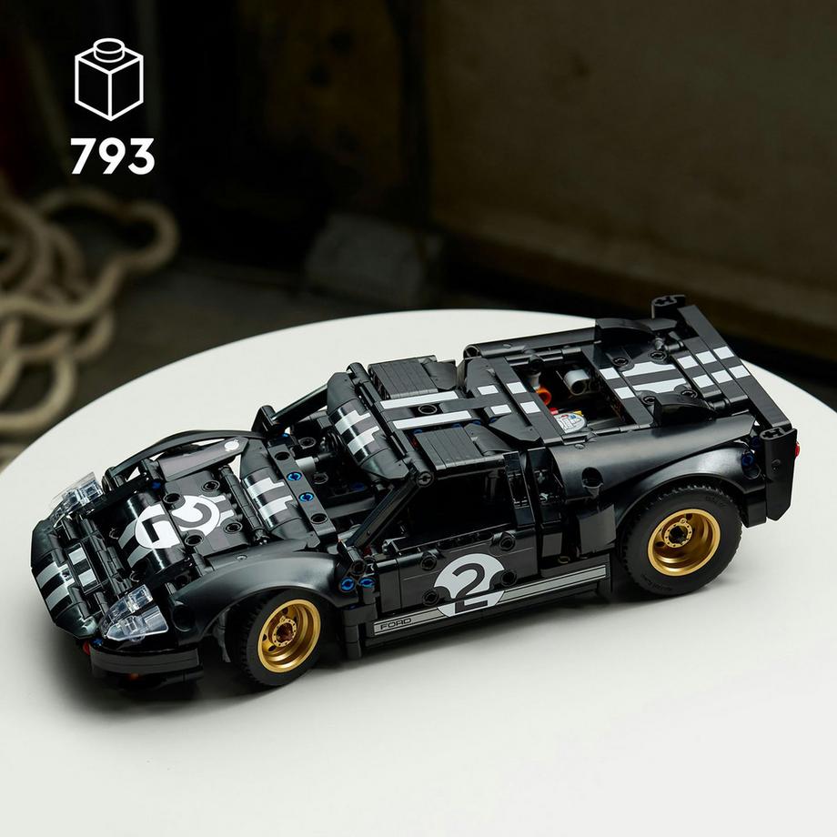 LEGO®  42223 1966 Ford GT40 MKII Rennwagen 