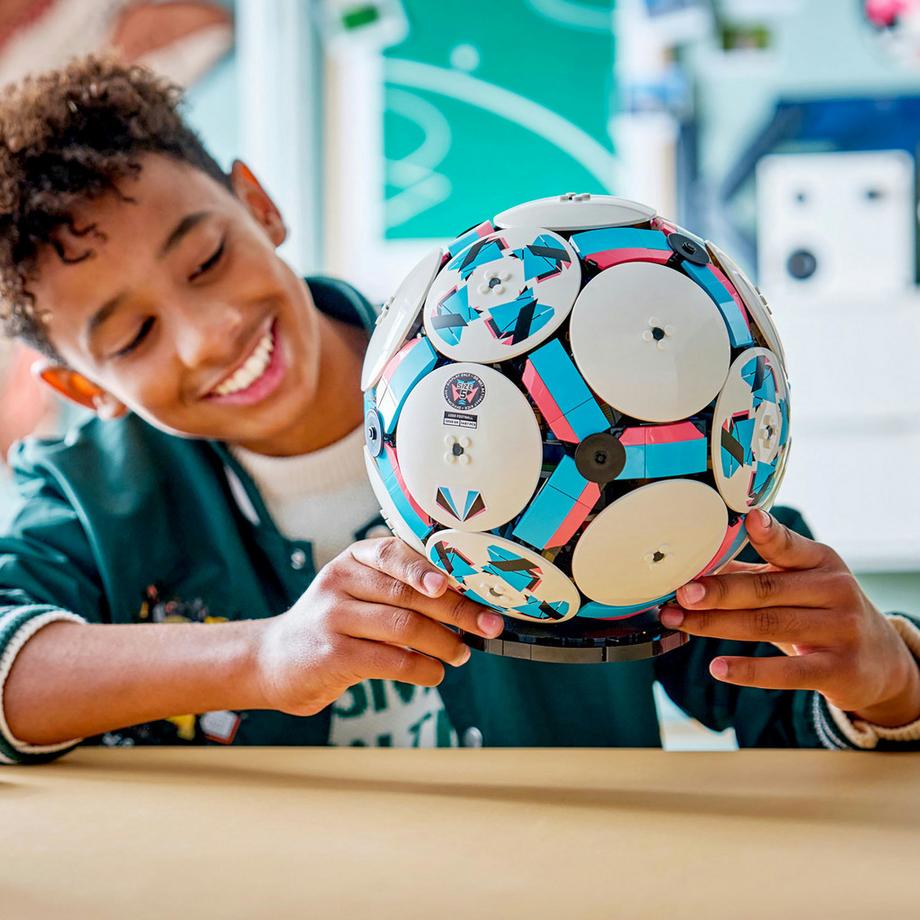 LEGO®  43019 Fussball 