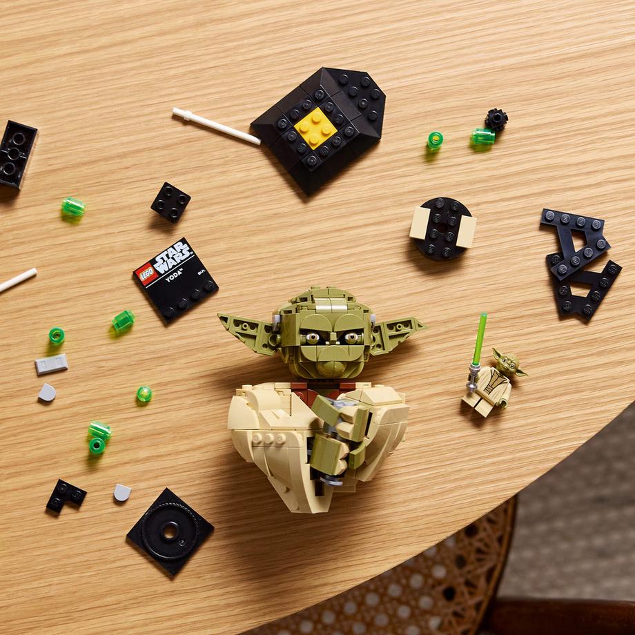 LEGO®  75438 Le buste de Yoda™ 