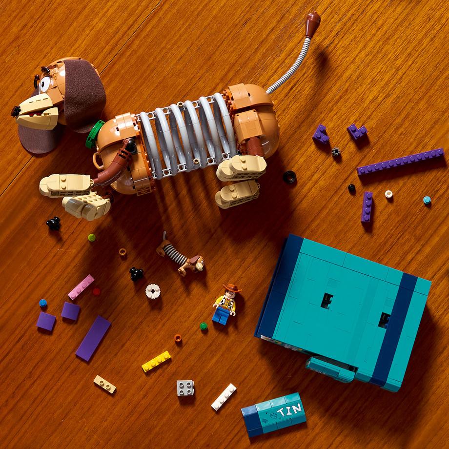 LEGO®  43301 Toy Story: Slinky-Buchstützen 