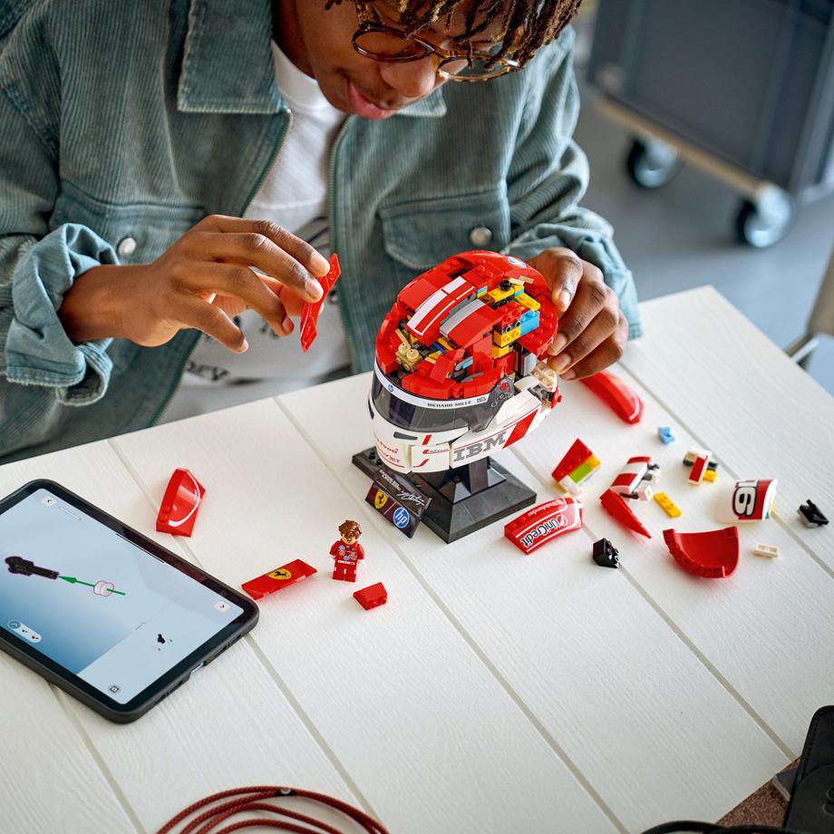 LEGO®  43014 Scuderia Ferrari HP Casque de Charles Leclerc 
