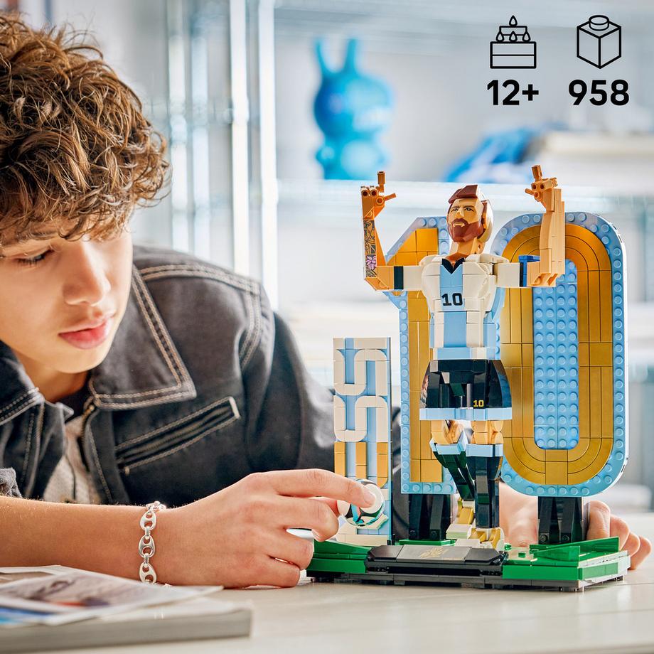 LEGO®  43015 Lionel Messi – Légende du foot 
