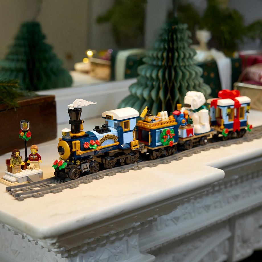 LEGO®  10361 Treno espresso festivo 