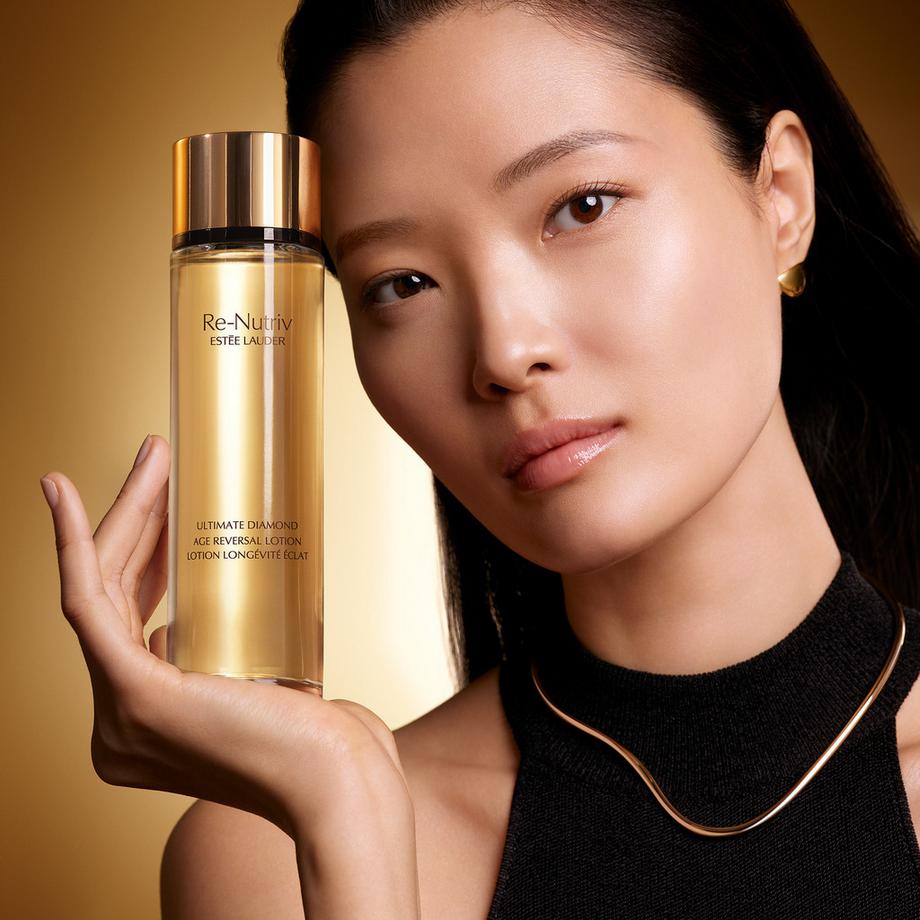 ESTÉE LAUDER  Ultimate Diamond Age Reversal Lotion 