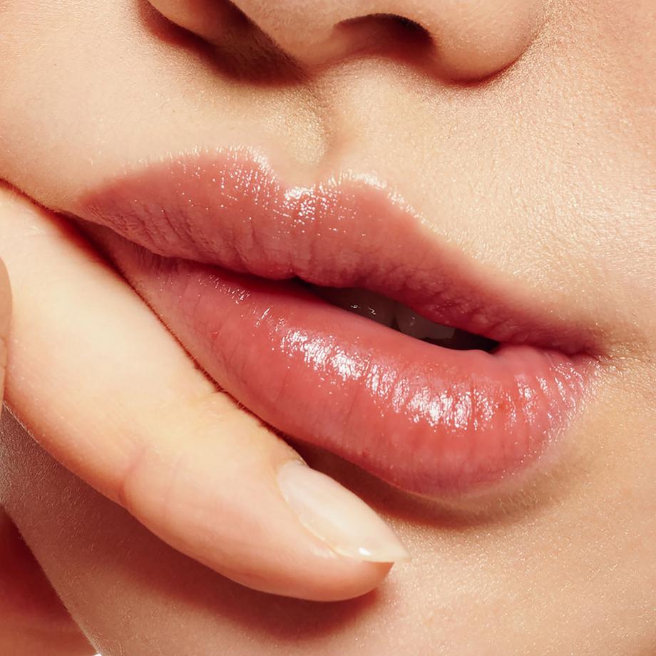 CLINIQUE  Almost Lipstick 