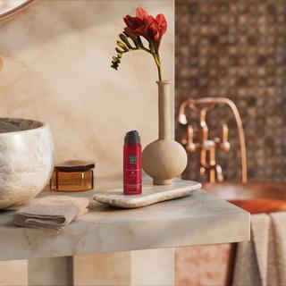 RITUALS  The Ritual of Ayurveda Foaming Shower Gel 