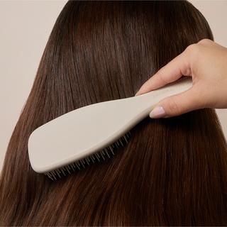 TANGLE TEEZER  Ultimate Detangler Matte Pumice Grey 