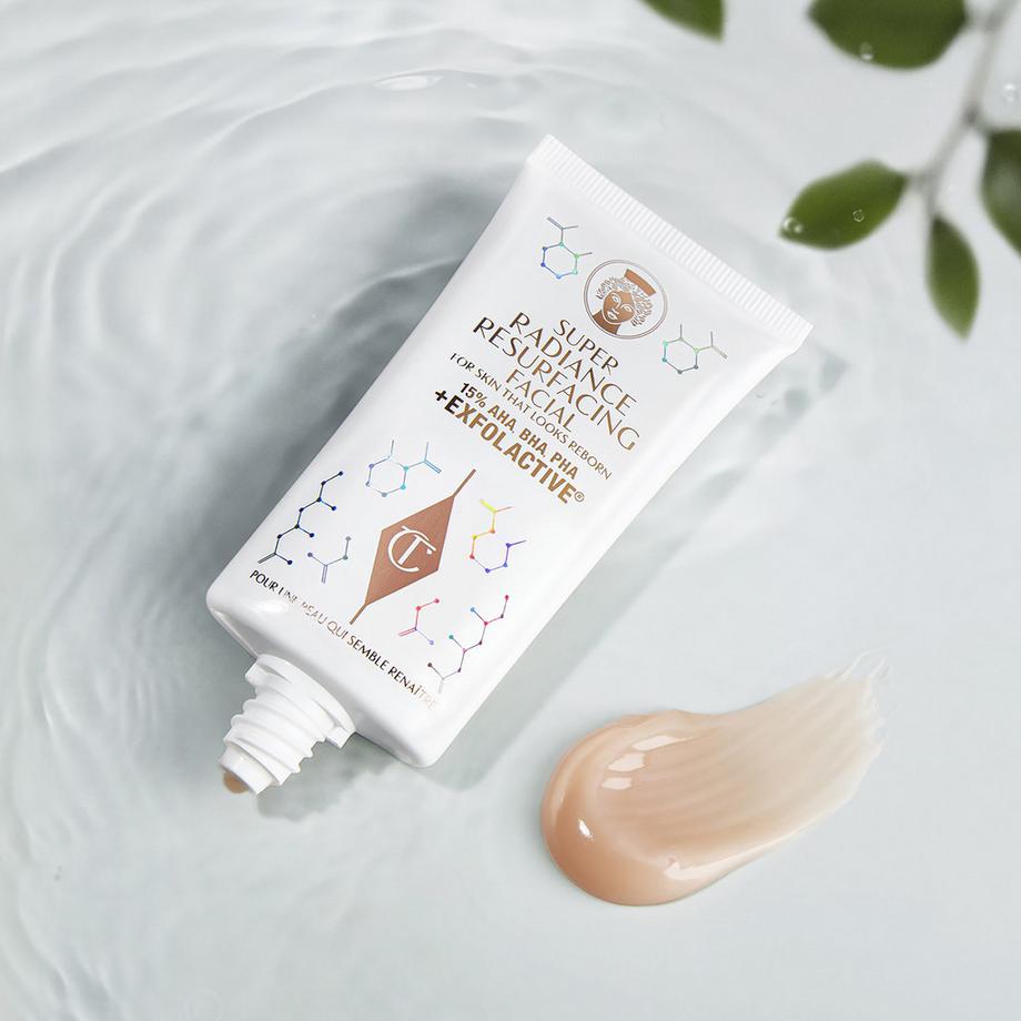 CHARLOTTE TILBURY  Super radiance resurfacing facial - Maschera Viso 