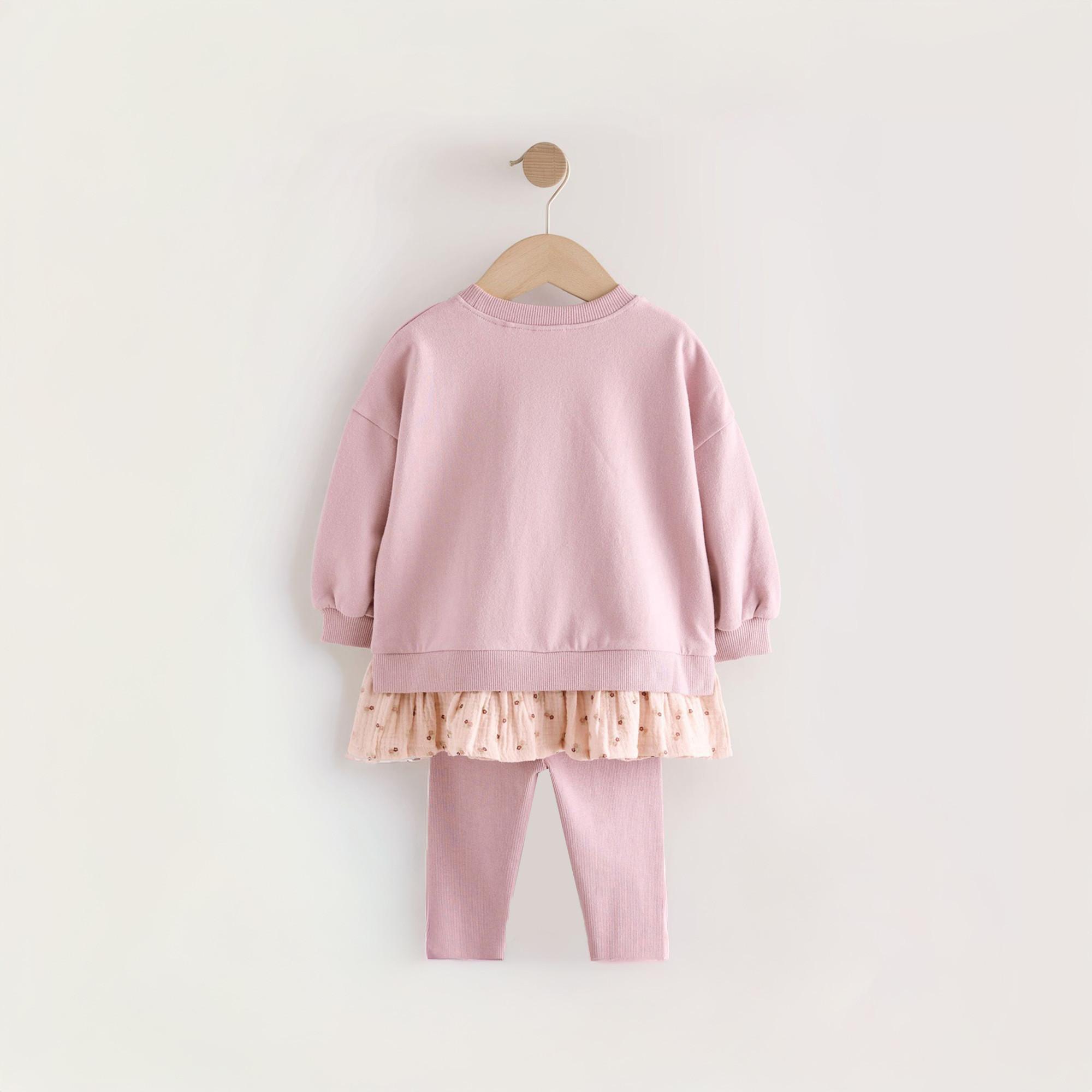 Next  Set: Top & Leggings 