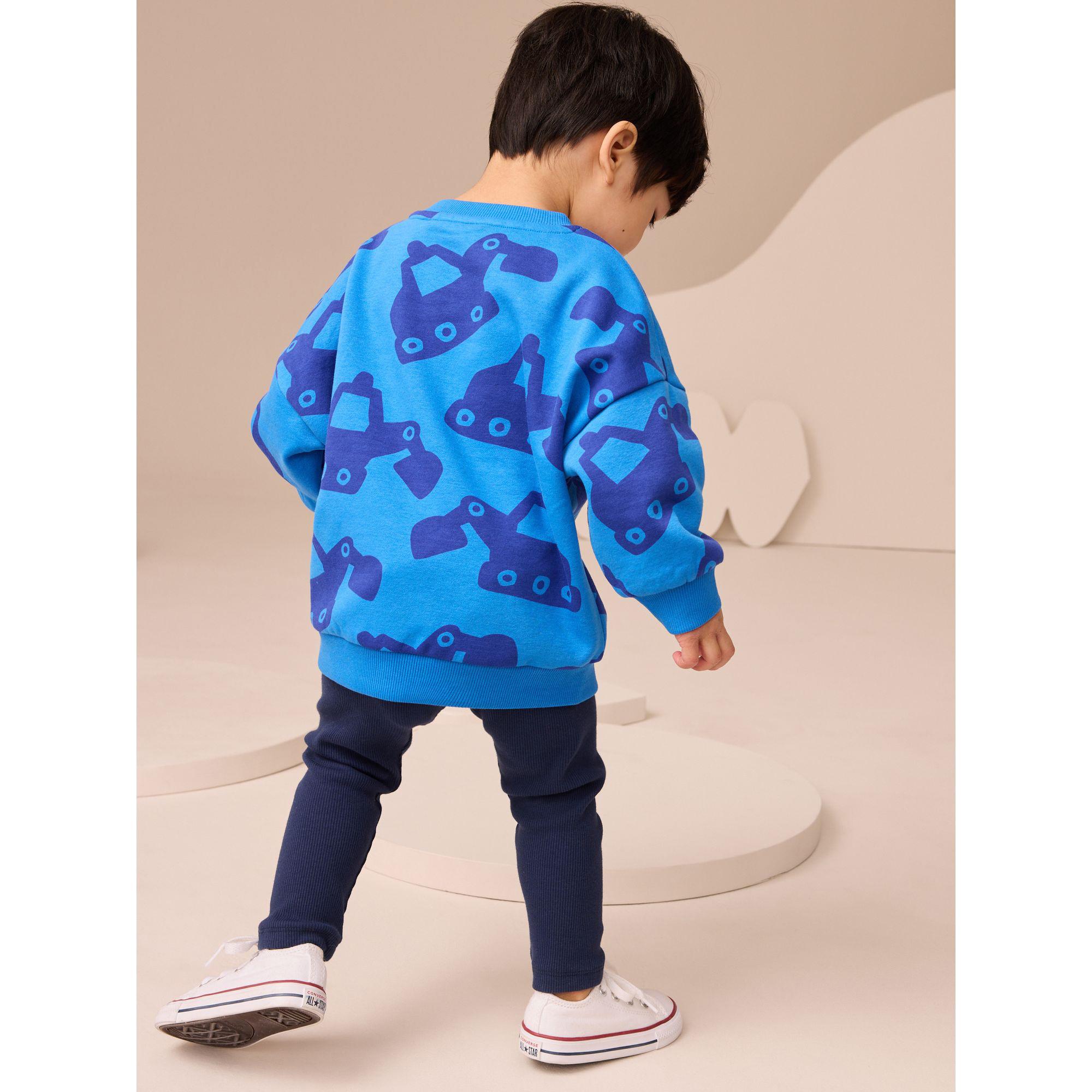 Next  Set: Sweatshirt & Jogginghose 