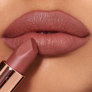 CHARLOTTE TILBURY  Matte Revolution - Rossetto 