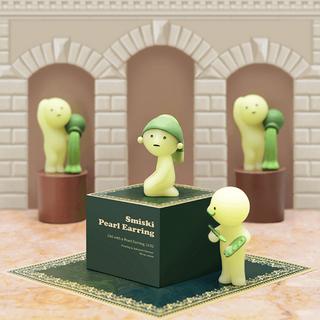 Smiski Beauty  Museum Series Figure, Pack surprise 