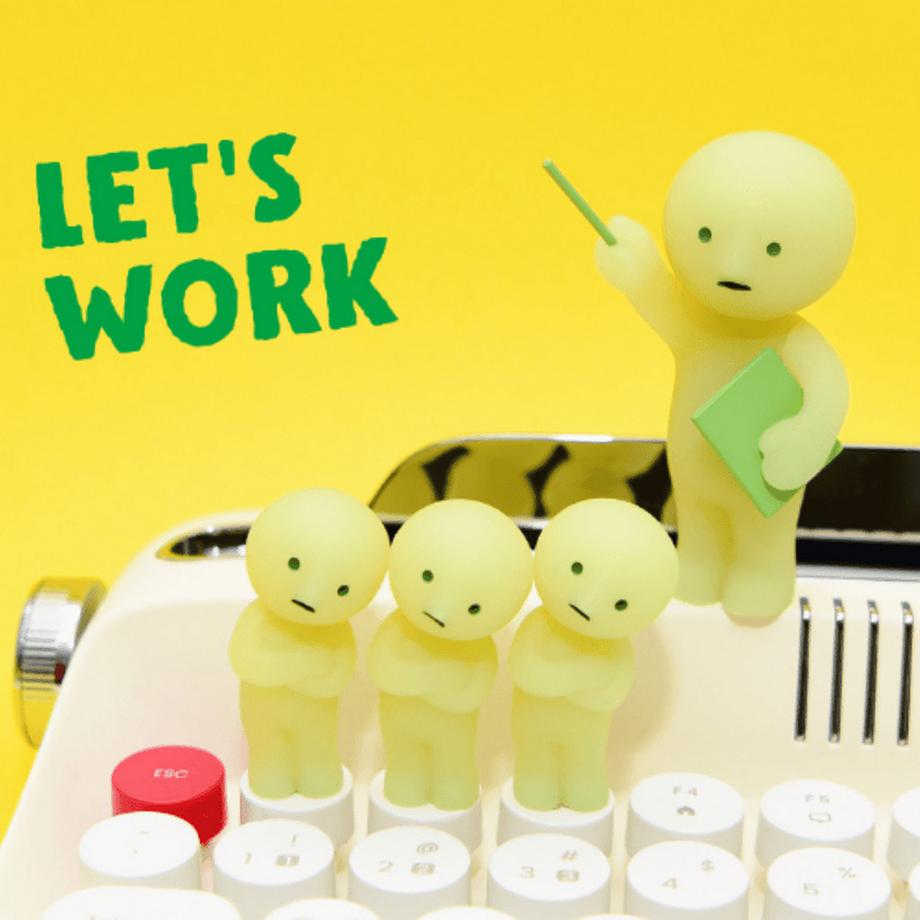 Smiski Beauty  Work Series Figure, Pack surprise 