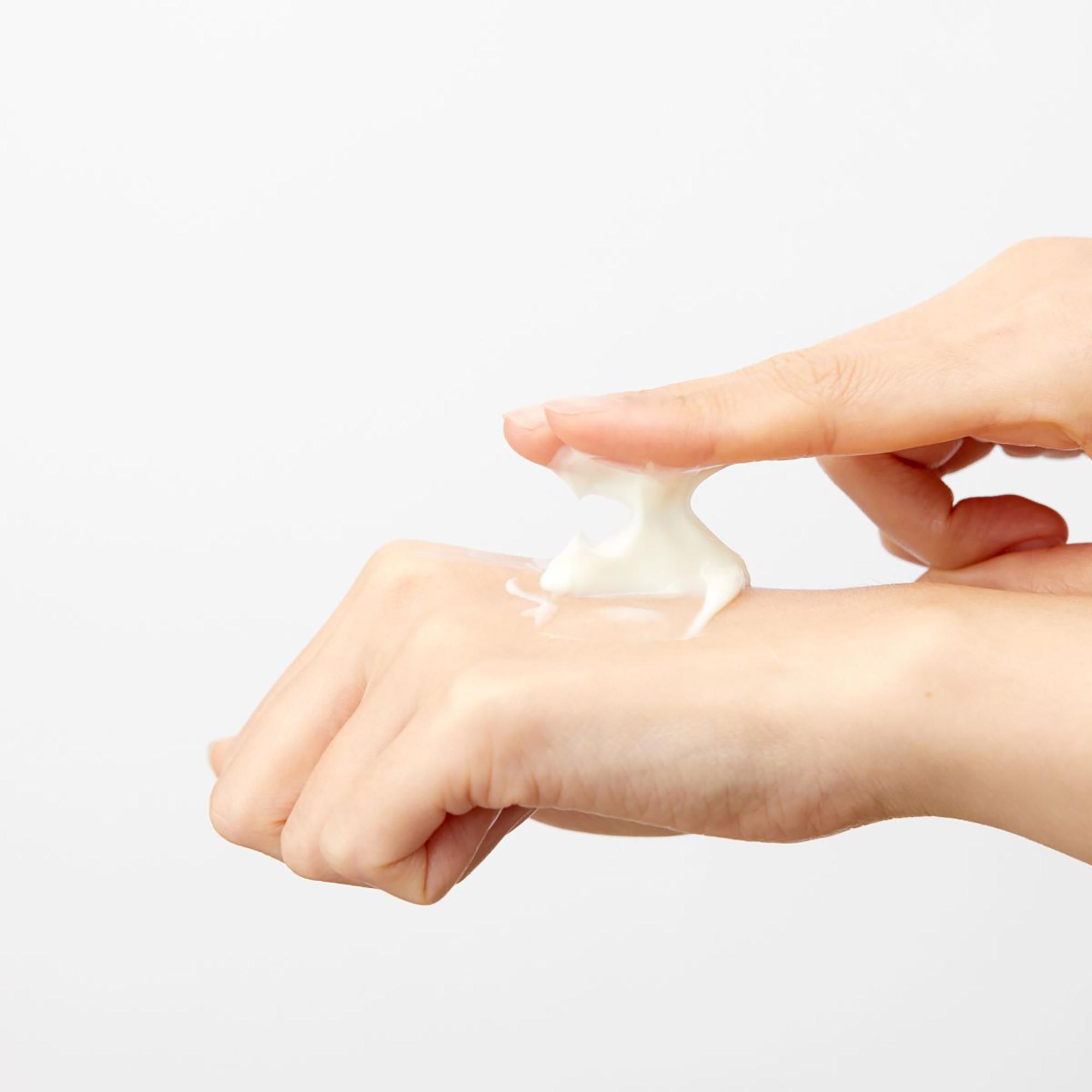 VT Cosmetics  Cica Reti-A Cream 0.05 