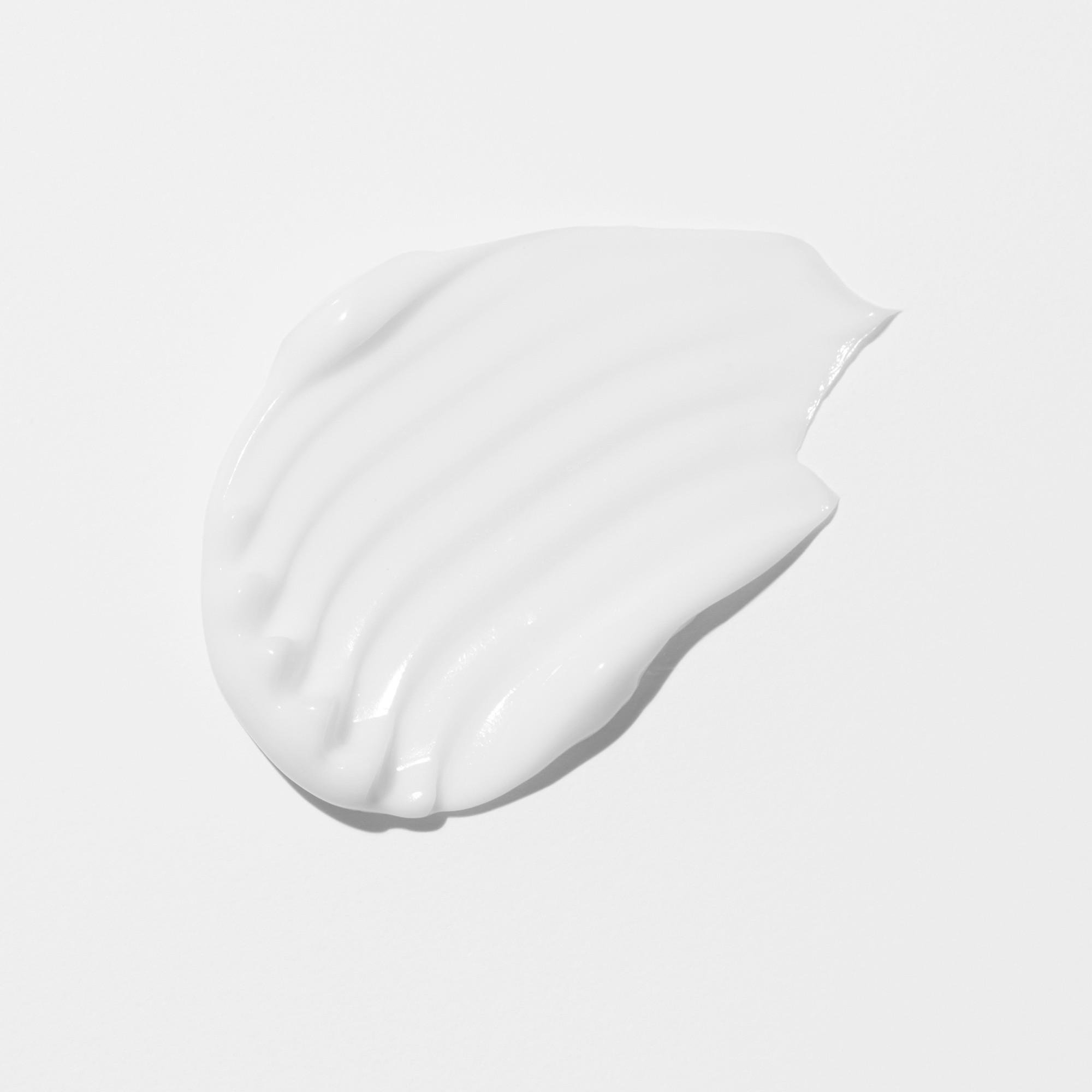 VT Cosmetics  Reedle Shot 700 