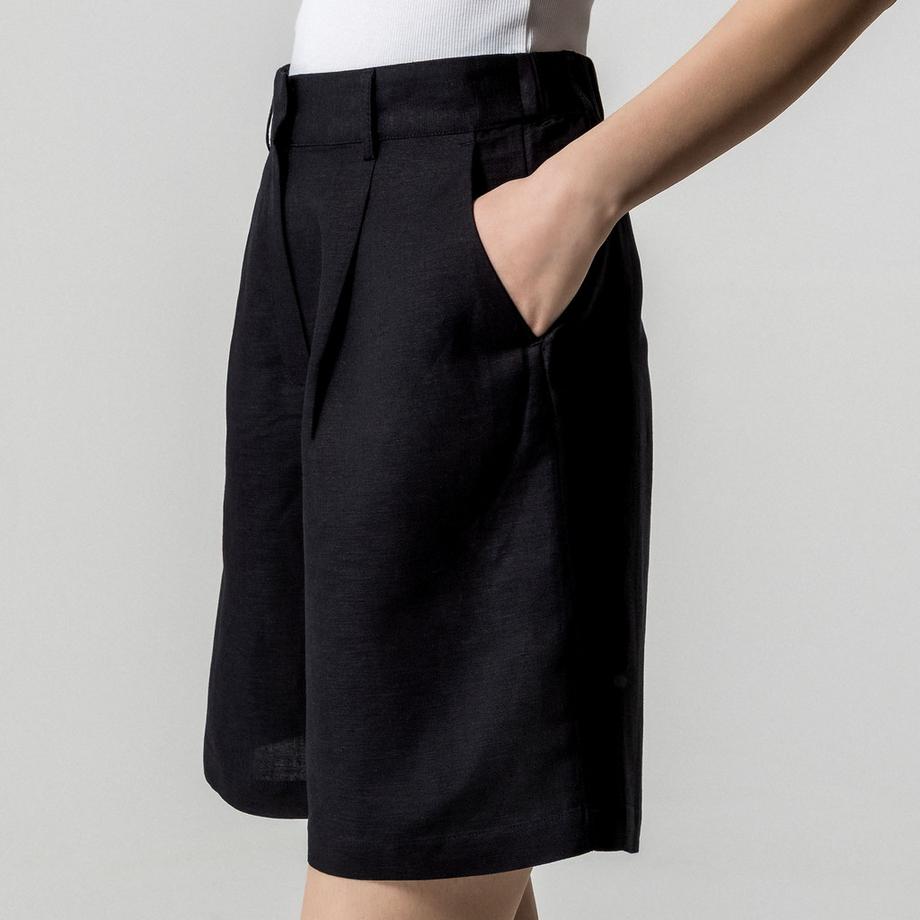 Manor Woman Short  