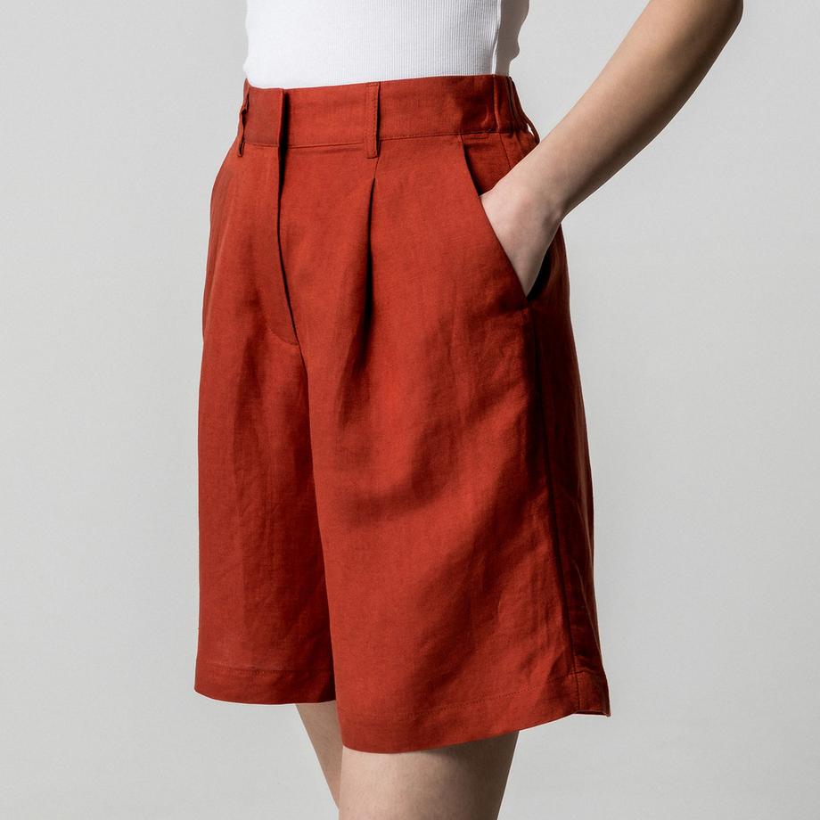 Manor Woman Short  