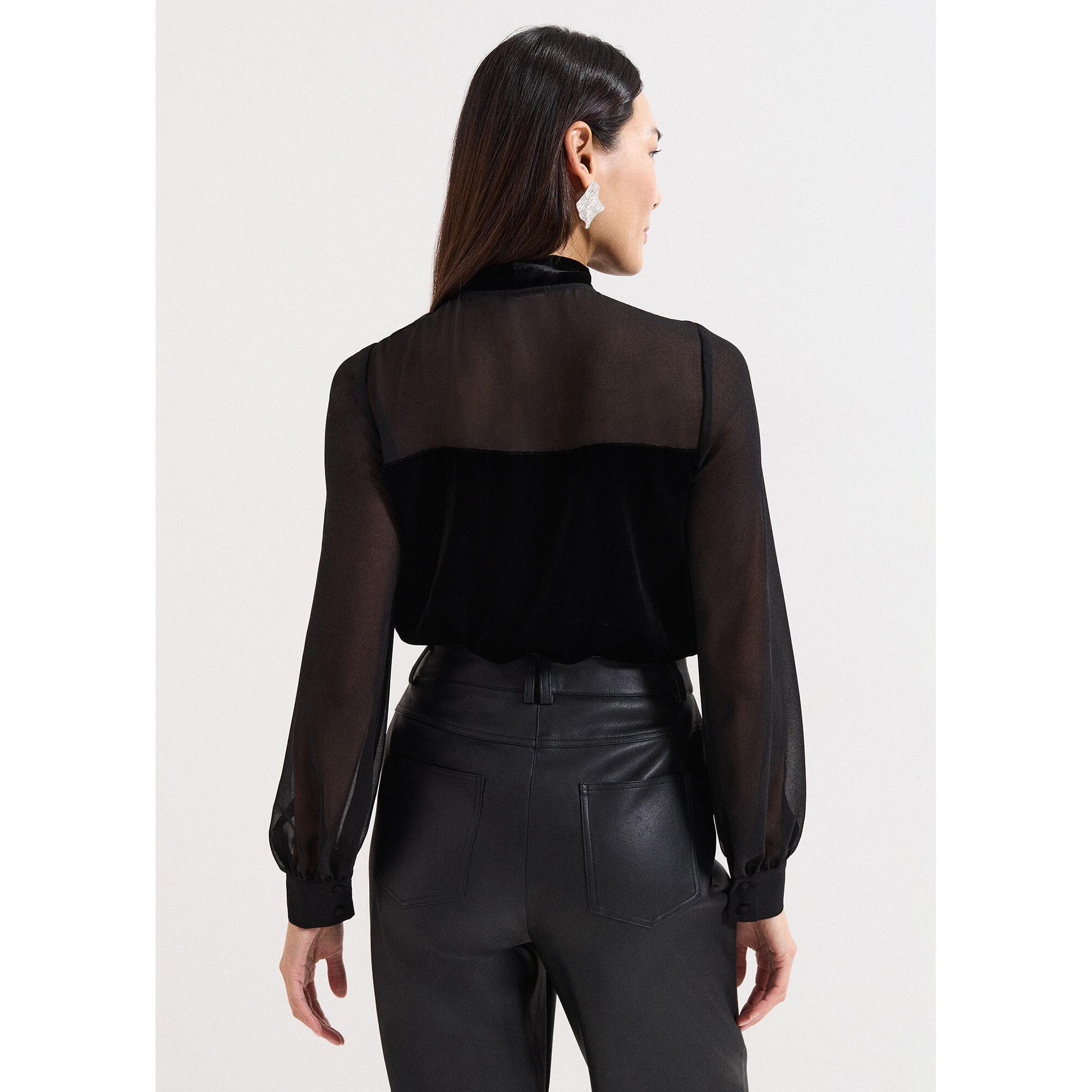 Phase Eight Raye Samtbluse mit Schluppendetail  