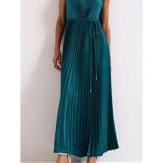 Phase Eight Simara Ärmelloses Plissiertes Maxikleid  