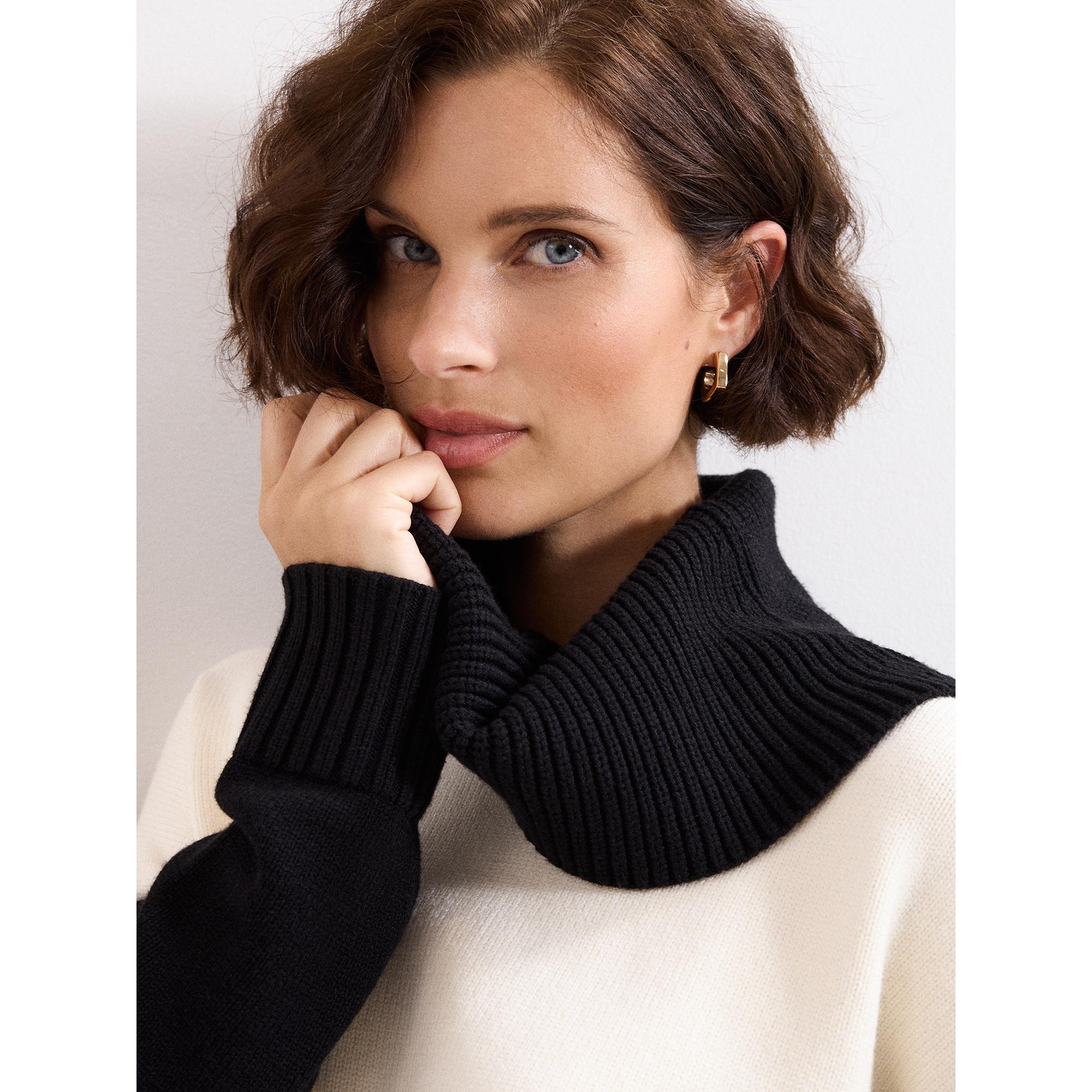 Phase Eight Dara Wasserfallkragen Pullover  