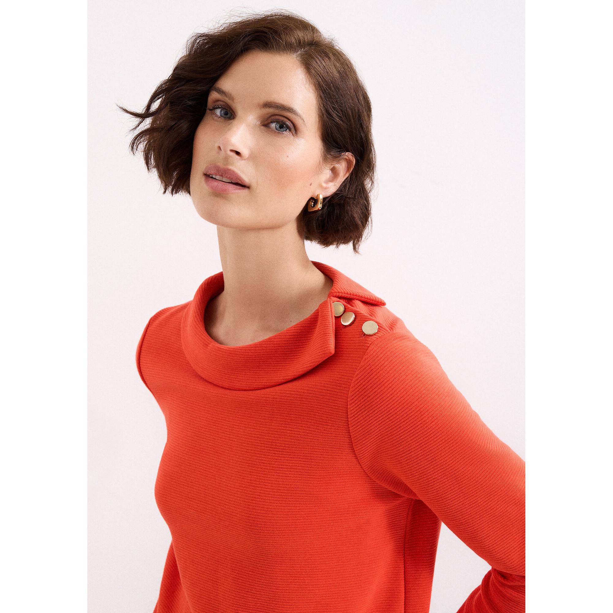 Phase Eight Remy Top avec détail boutonné  