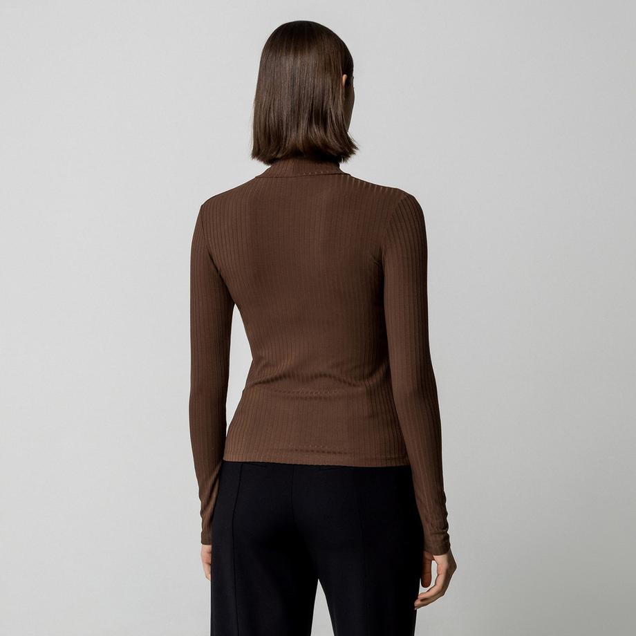 EDITED T-shirt côtelé à manches longues et col montant  