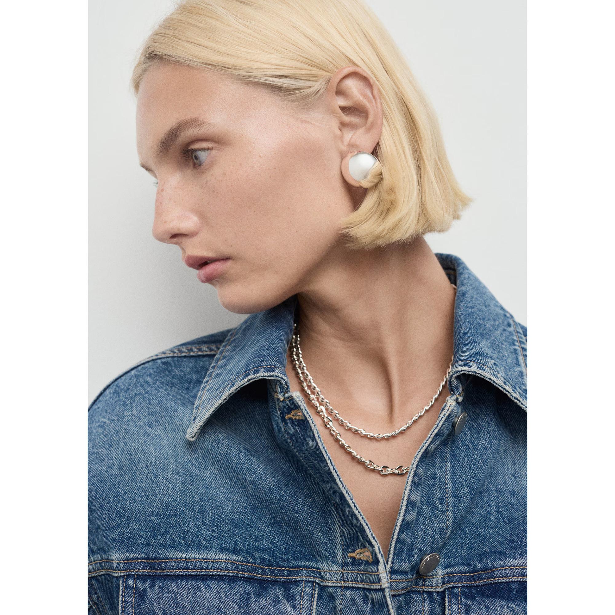 MANGO NEWDANA Kurze Taillierte Jeansjacke  