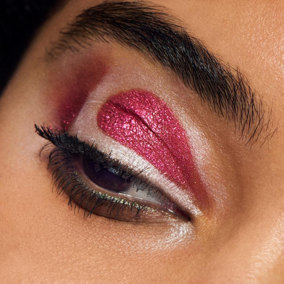 MAC Cosmetics  Dazzleshadow Liquid Eyeshadow 