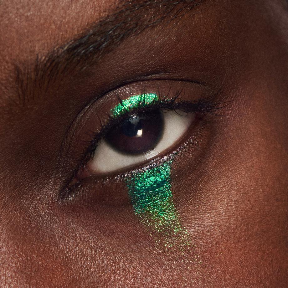 MAC Cosmetics  Dazzleshadow Liquid Eyeshadow 