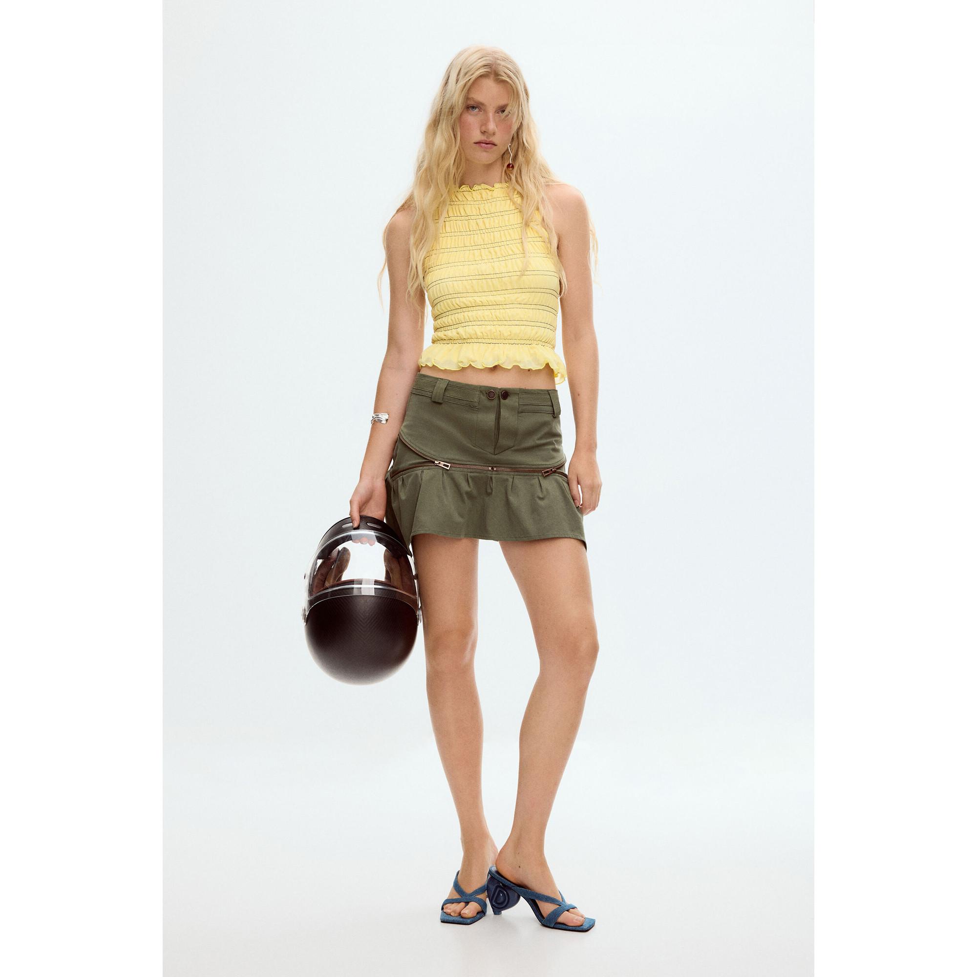 Desigual Gesmoktes T-Shirt mit Rüschensaum  