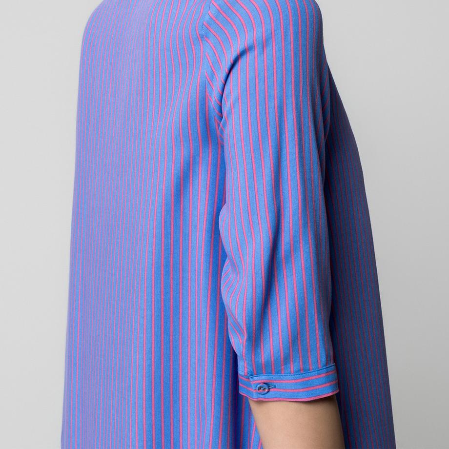 Manor Woman Abito casual a righe  