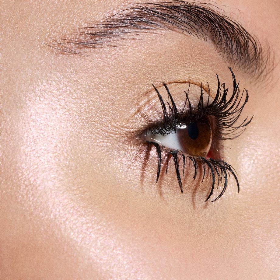 MAC Cosmetics  Metallic Single Eye Shadow Compact 