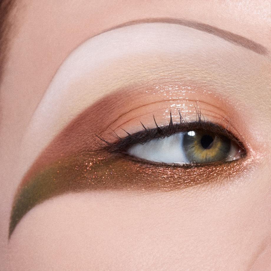 MAC Cosmetics  Multichrome Single Eye Shadow 