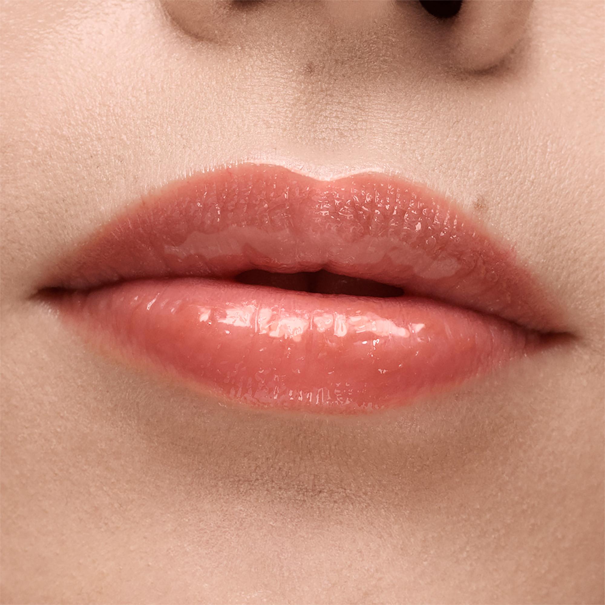 ESTÉE LAUDER  Glossypout Lip Oil 