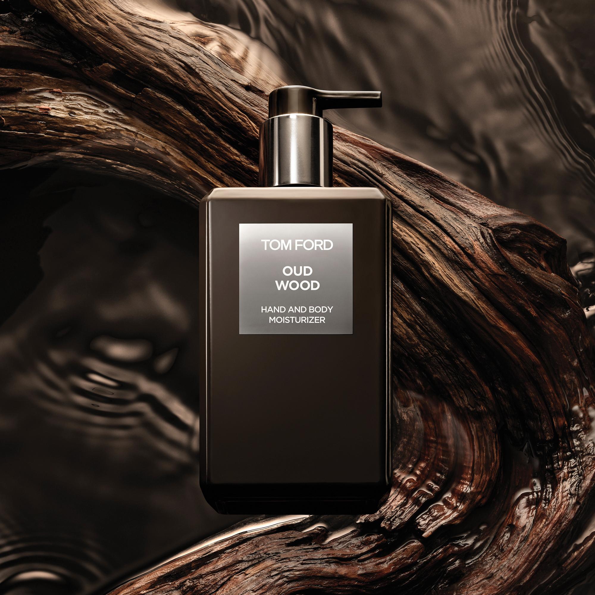 TOM FORD  Oud Wood Hand and Body Moisturizer 