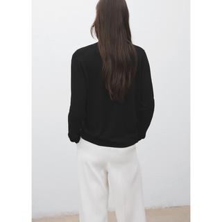 MANGO LUCCAV V-Ausschnitt Strickjacke mit Knöpfen  