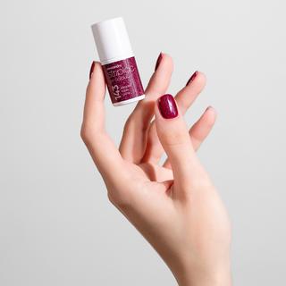 alessandro  Striplac UV Colour Elegant Rubin 