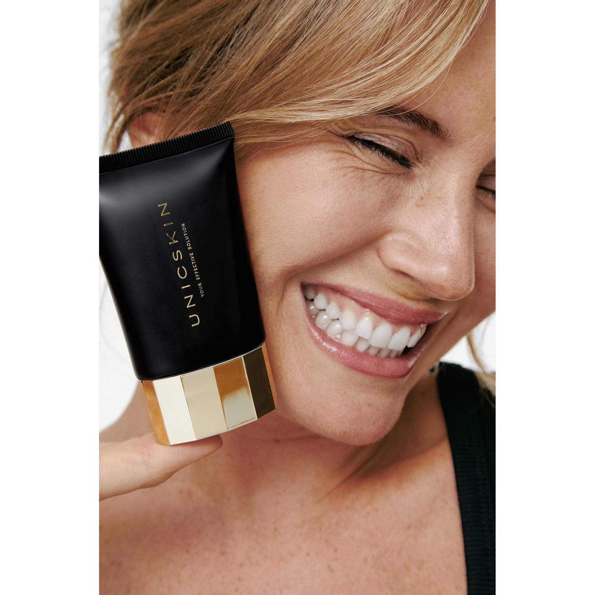 Unicskin  Unicsun+ Dark Spot Control Cream Brown 