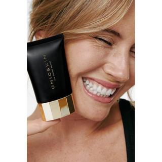 Unicskin  Unicsun+ Dark Spot Control Cream Brown 