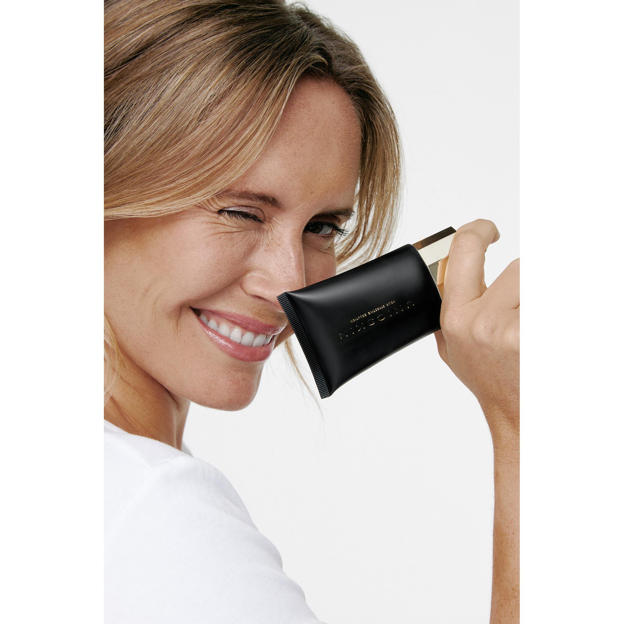 Unicskin  Unicsun+ Dark Spot Control Cream Brown 