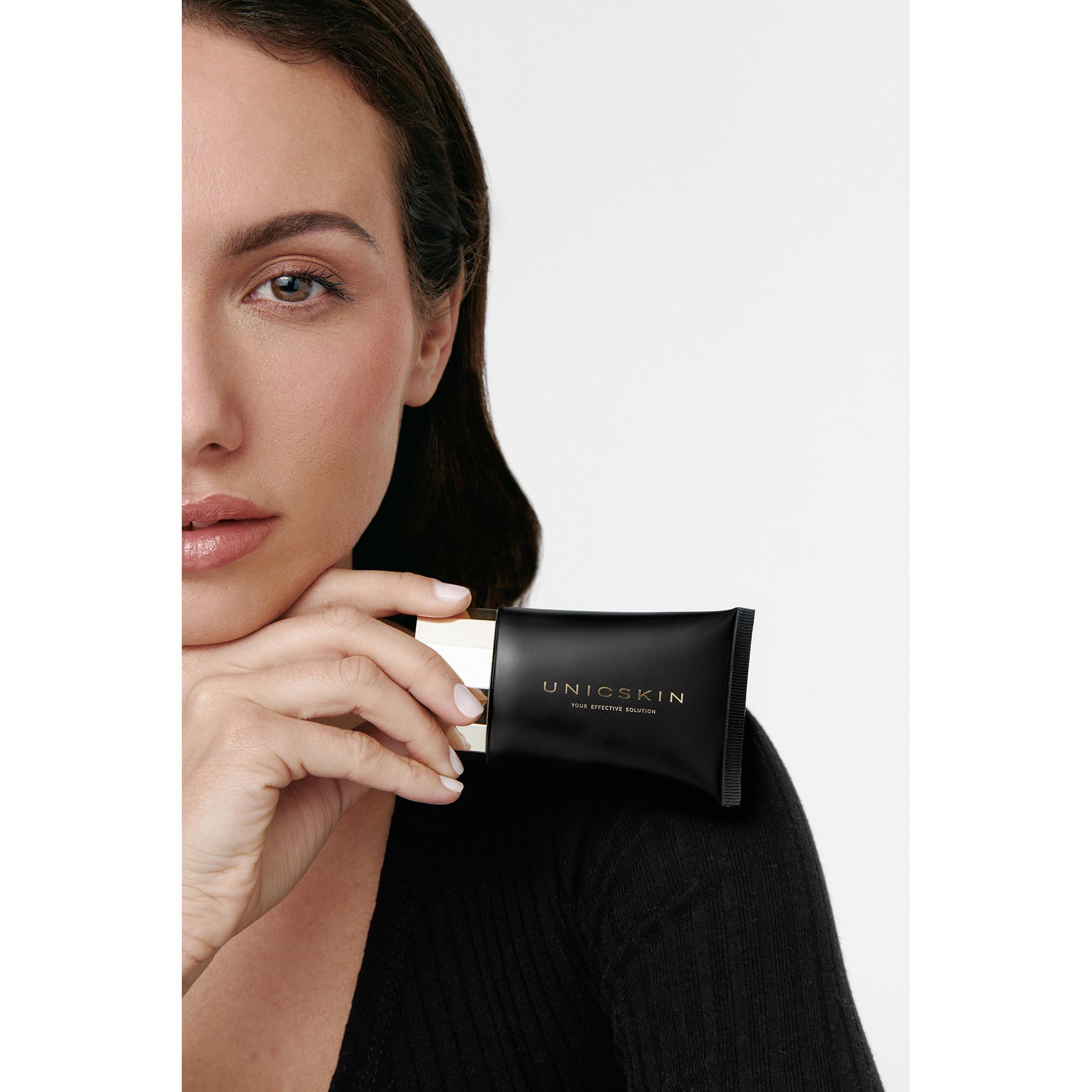 Unicskin  Unicsun+ Dark Spot Control Cream Brown 